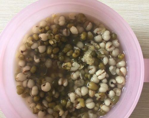 绿豆汤对猫咪的好处以及制作方法（绿豆汤对猫咪的好处以及制作方法）