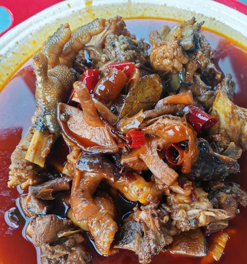 比熊吃鸡胸肉时可以搭配哪些蔬菜？如何确保营养均衡？