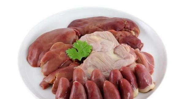 红箭鱼苗吃什么食物能快速成长？喂养建议是什么？