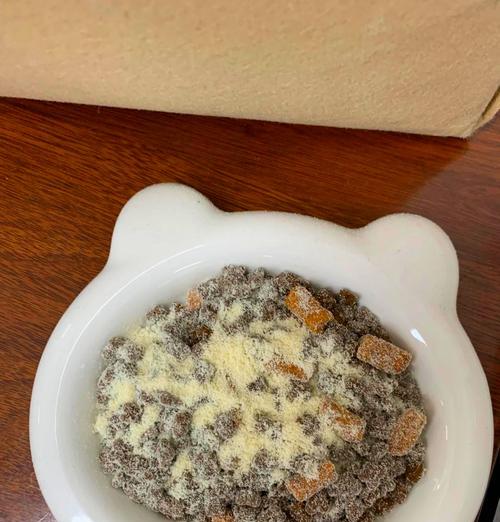 小猫喝羊奶不吃猫粮怎么回事？是否需要更换食物？
