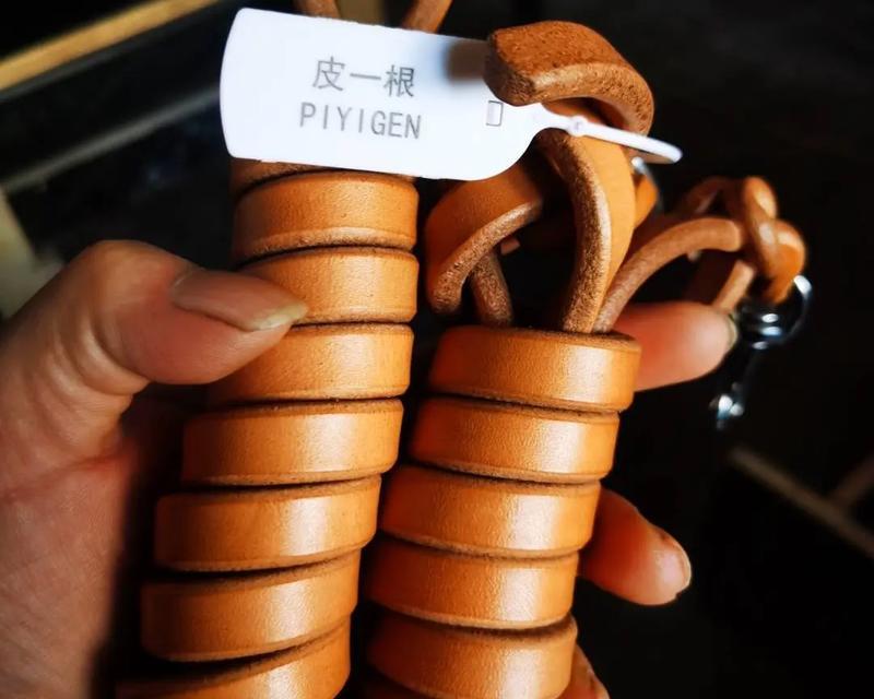 高品质德牧牵引绳价格是多少？如何挑选合适的牵引绳？