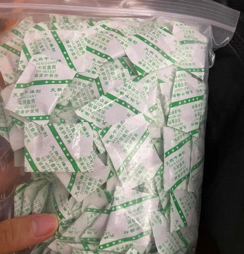 猫粮干燥剂哪种更有效？如何选择合适的猫粮干燥剂？